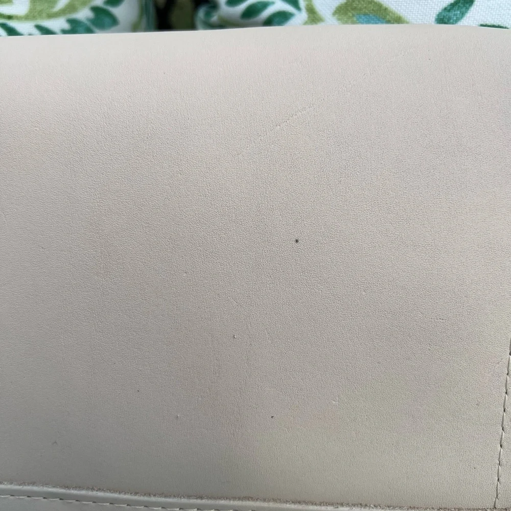 Portland Leather Goods New Medium Metro in Bone - Picture 5 of 5